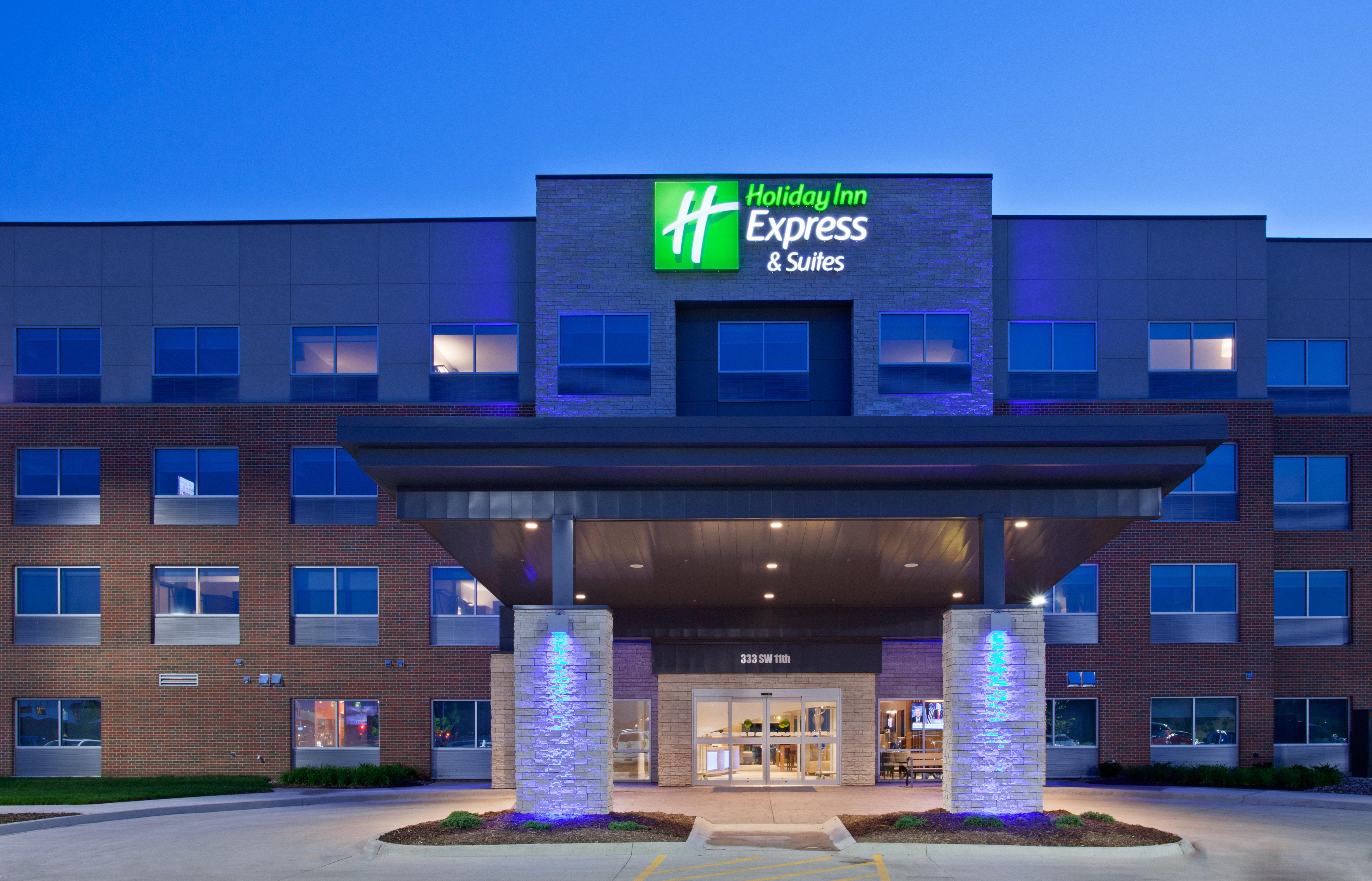 Holiday Inn Express And Suites Des Moines Downtown By Ihg Buitenkant foto