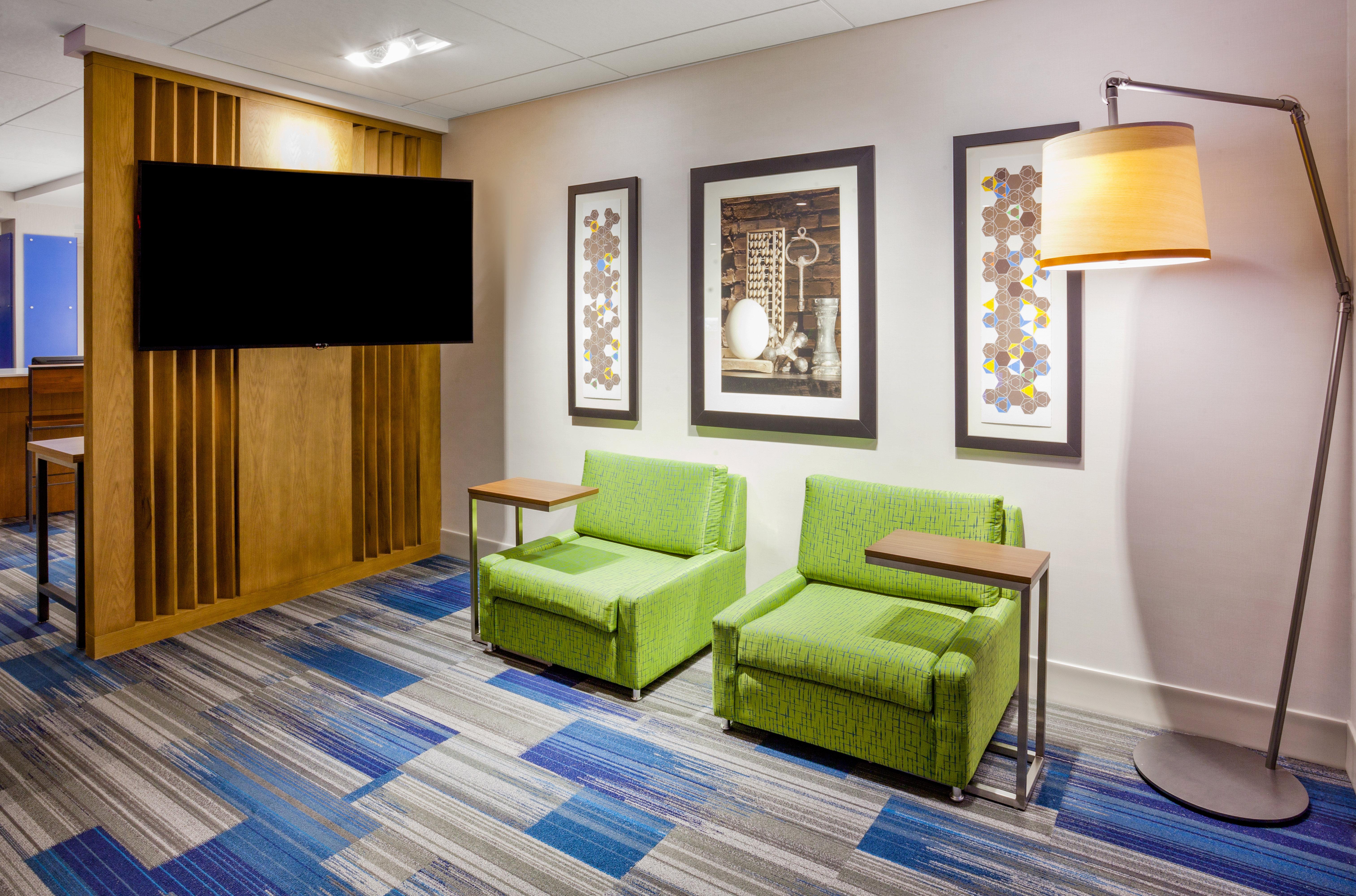 Holiday Inn Express And Suites Des Moines Downtown By Ihg Buitenkant foto